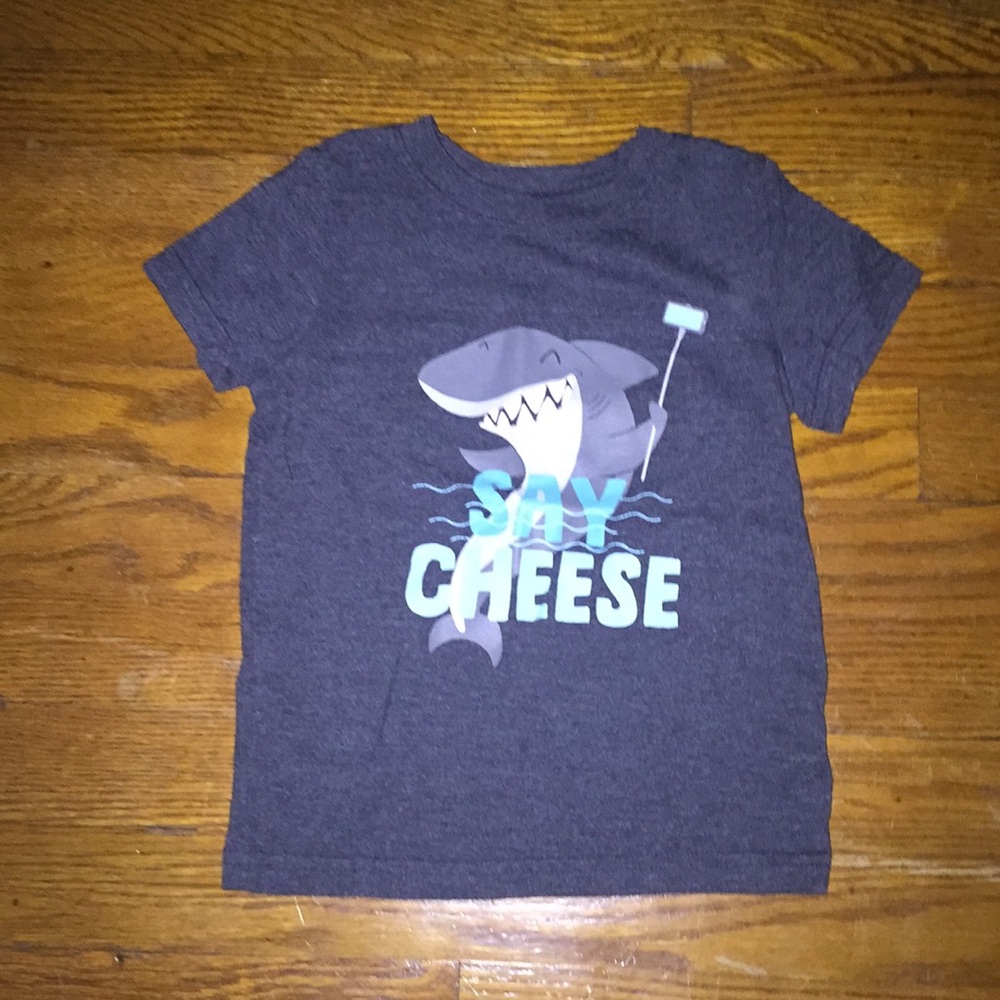 Cat & Jack Shirt- 2T . Perfect condition